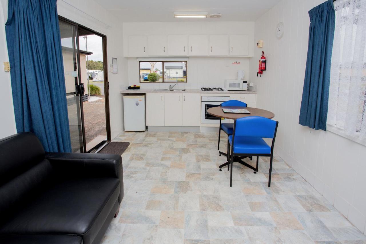 Big4 Traralgon Park Lane Holiday Park Exterior foto